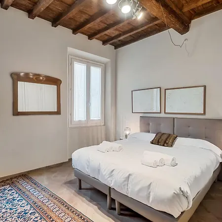 The Art Luxury Apartment *
